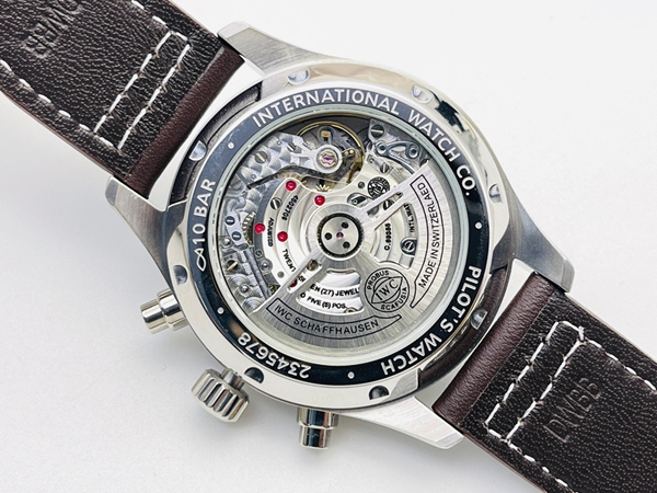 アイ・ダブリュー・シー角部分ディテール